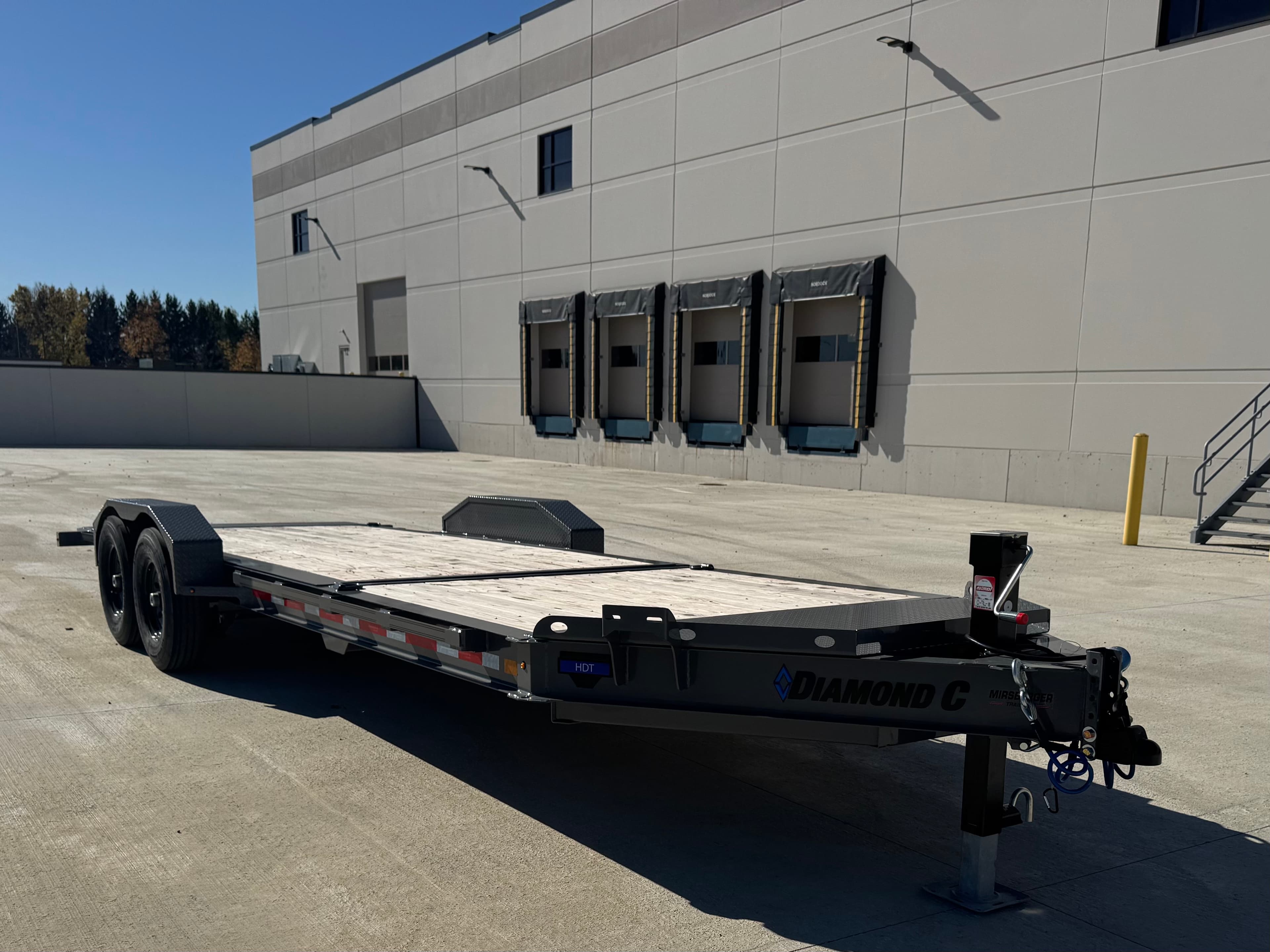 22ft tilt trailer for rent in Milwaukee, WI